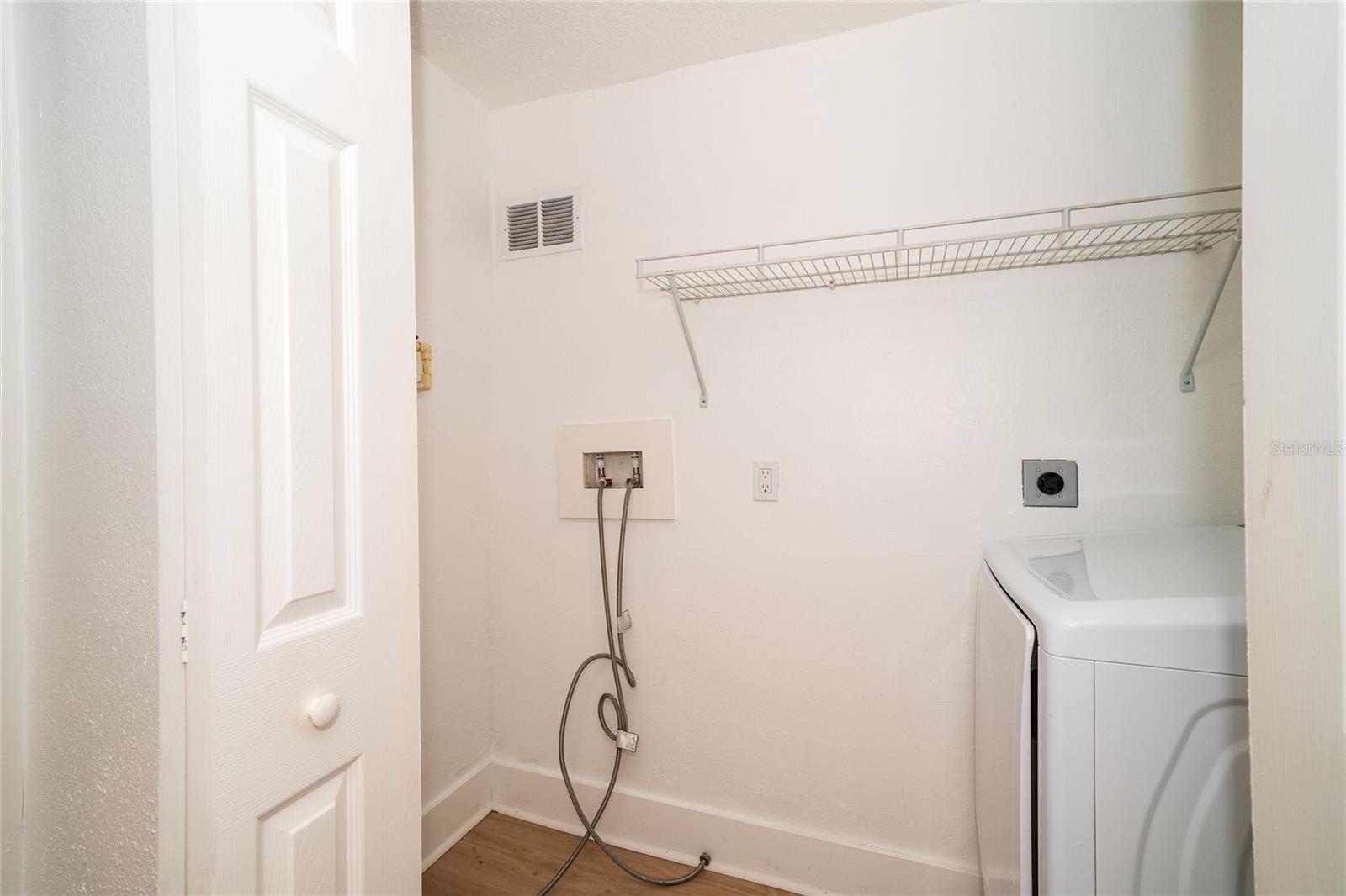6704 N Taliaferro Ave Property Photo 26