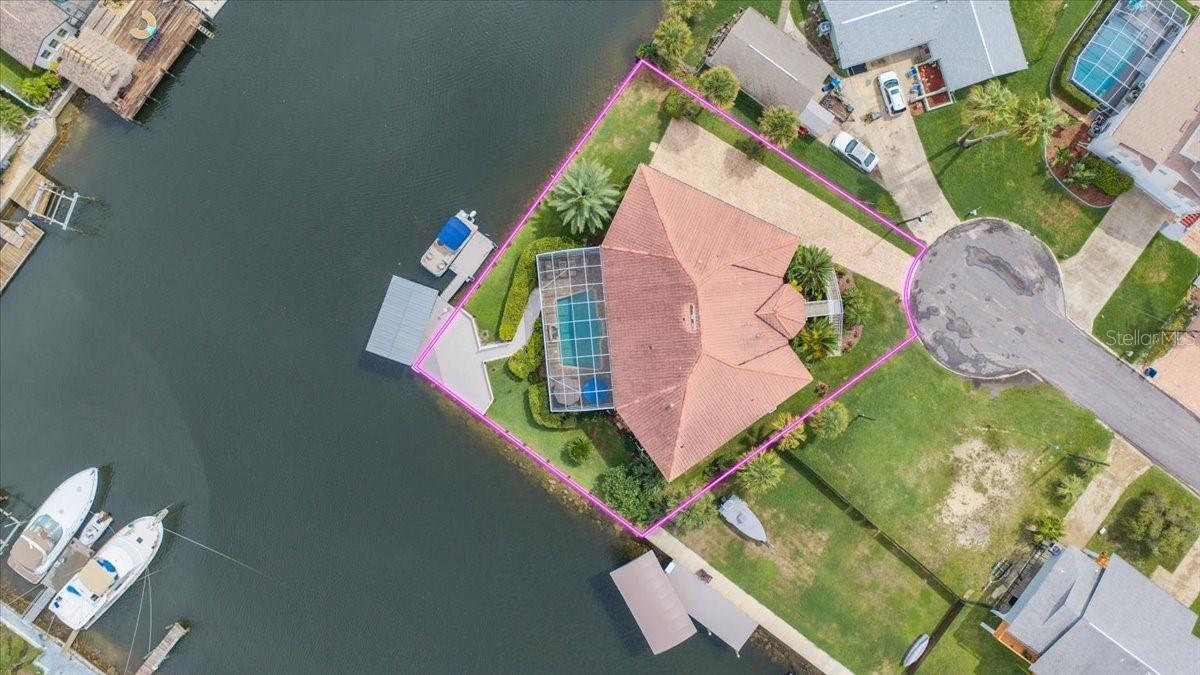 4295 Newport Dr Property Photo 10