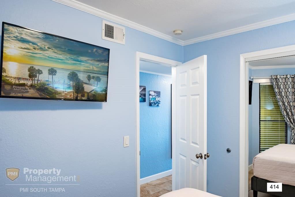 2506 N Rocky Point Dr #414 Property Photo 8