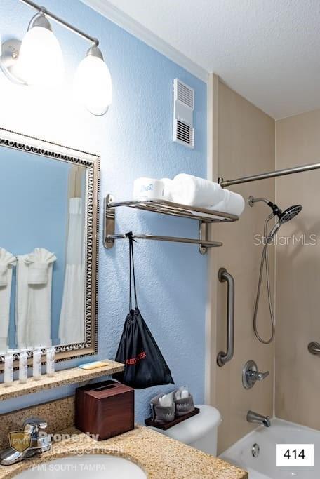 2506 N Rocky Point Dr #414 Property Photo 17