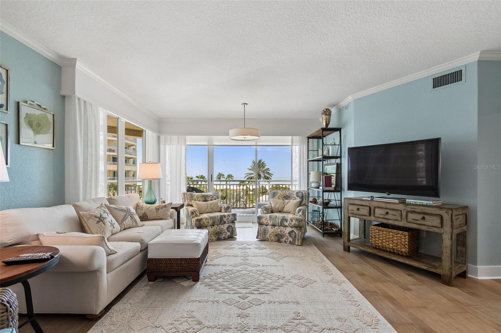 1170 Gulf Blvd #403 Property Photo 6