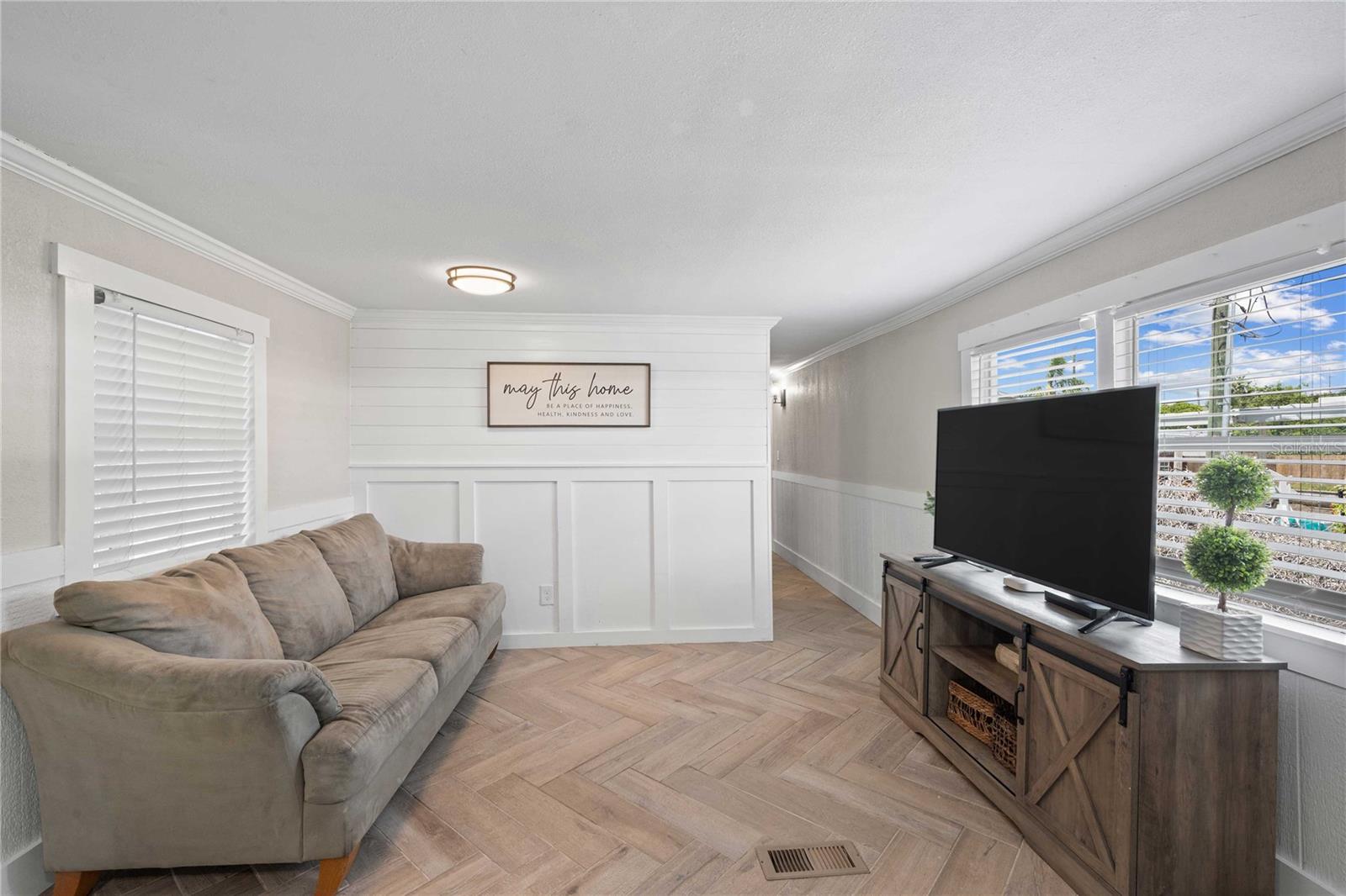 6833 Flicker Ln Property Photo 18