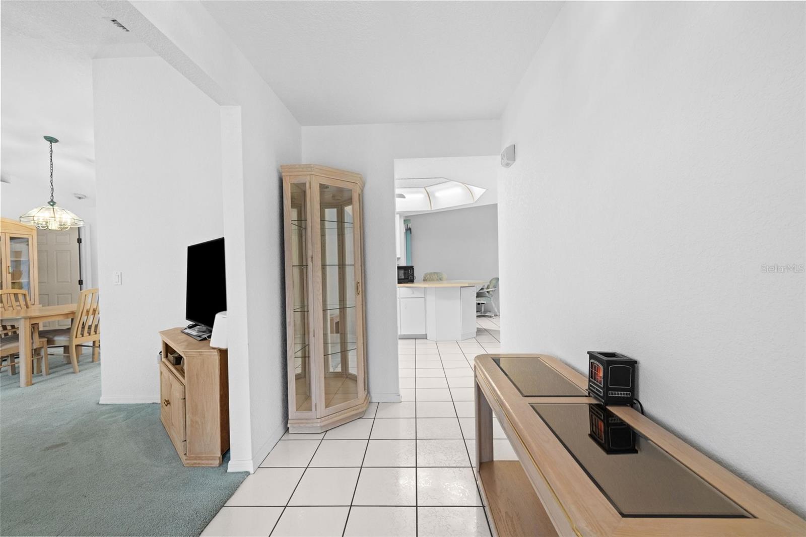 3923 Pinstar Ter Property Photo 3