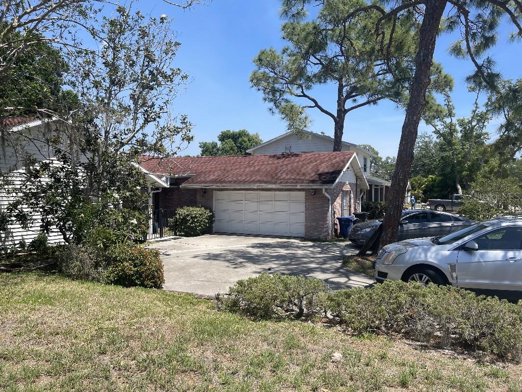 2705 Wilkinson Rd Property Photo