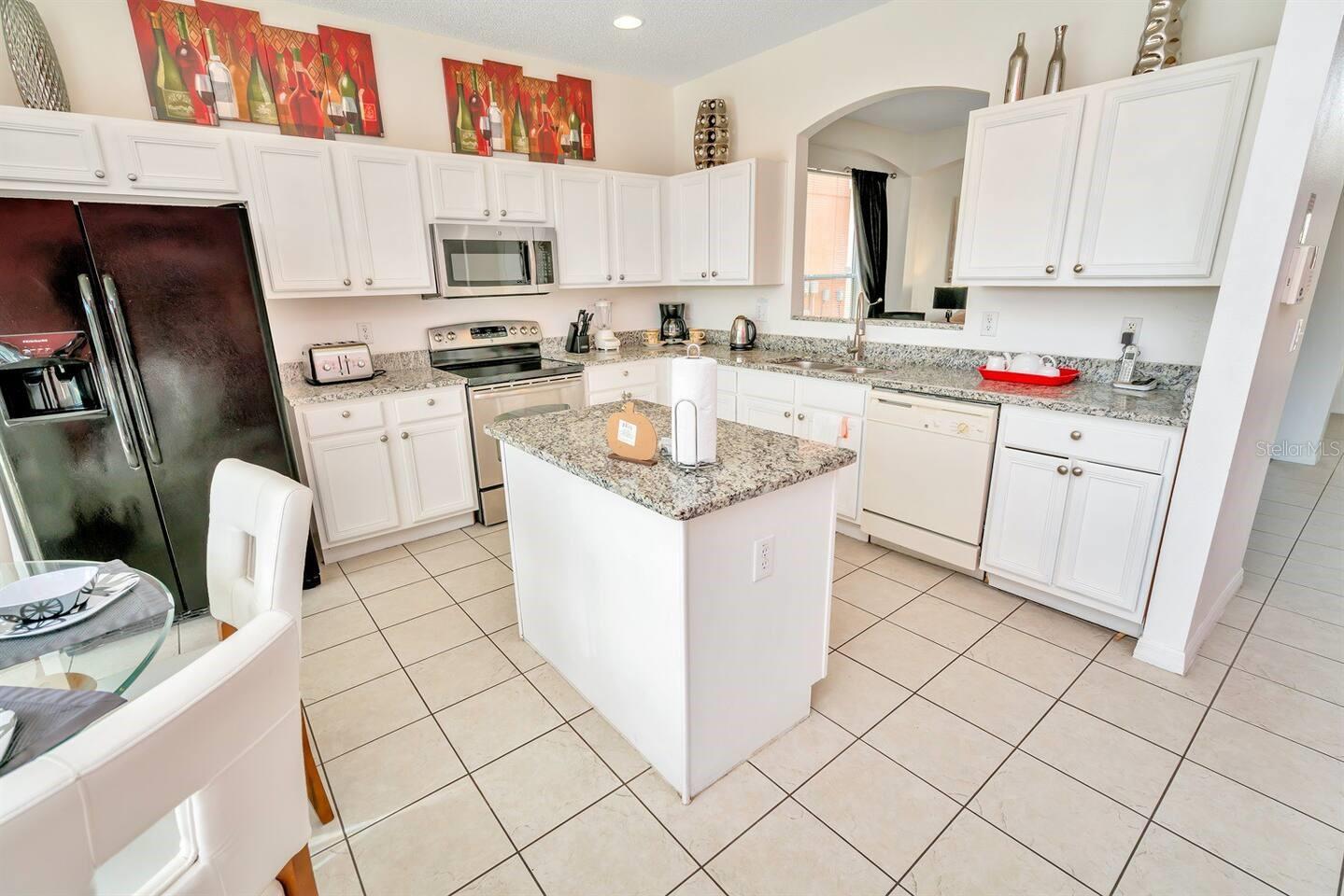 182 Hideaway Beach Ln Property Photo 8