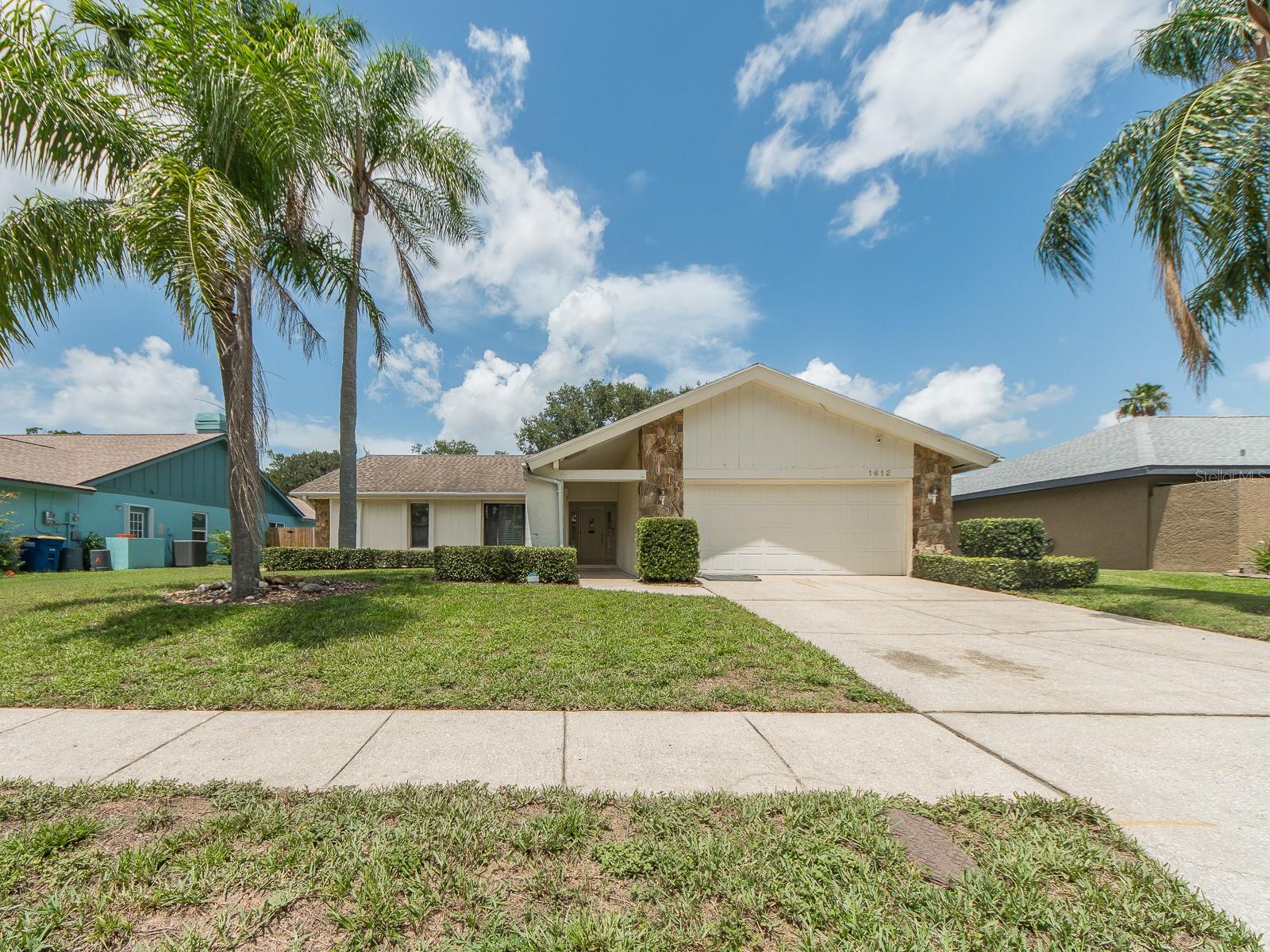 1612 Midnight Pass Way Property Photo 2