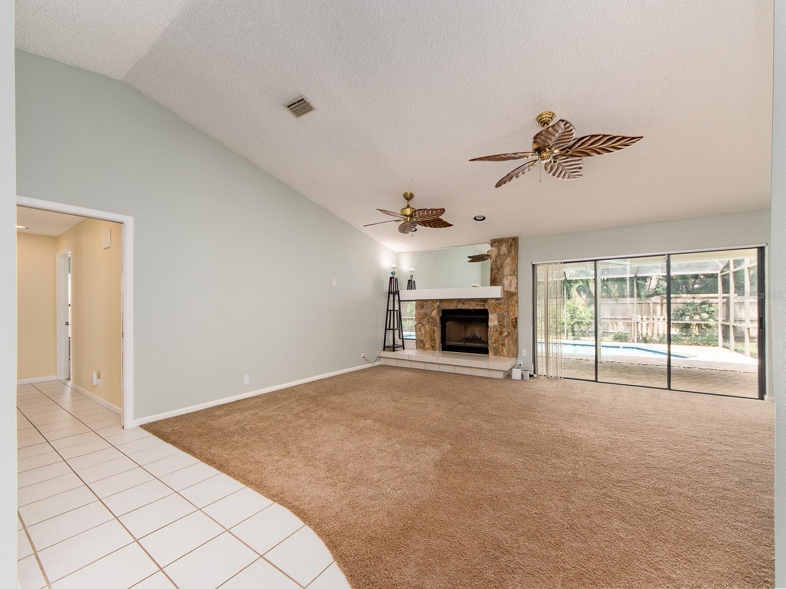 1612 Midnight Pass Way Property Photo 5