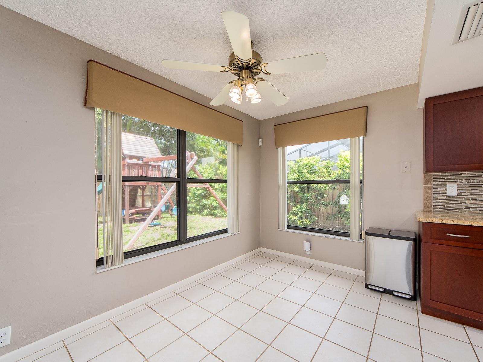 1612 Midnight Pass Way Property Photo 10