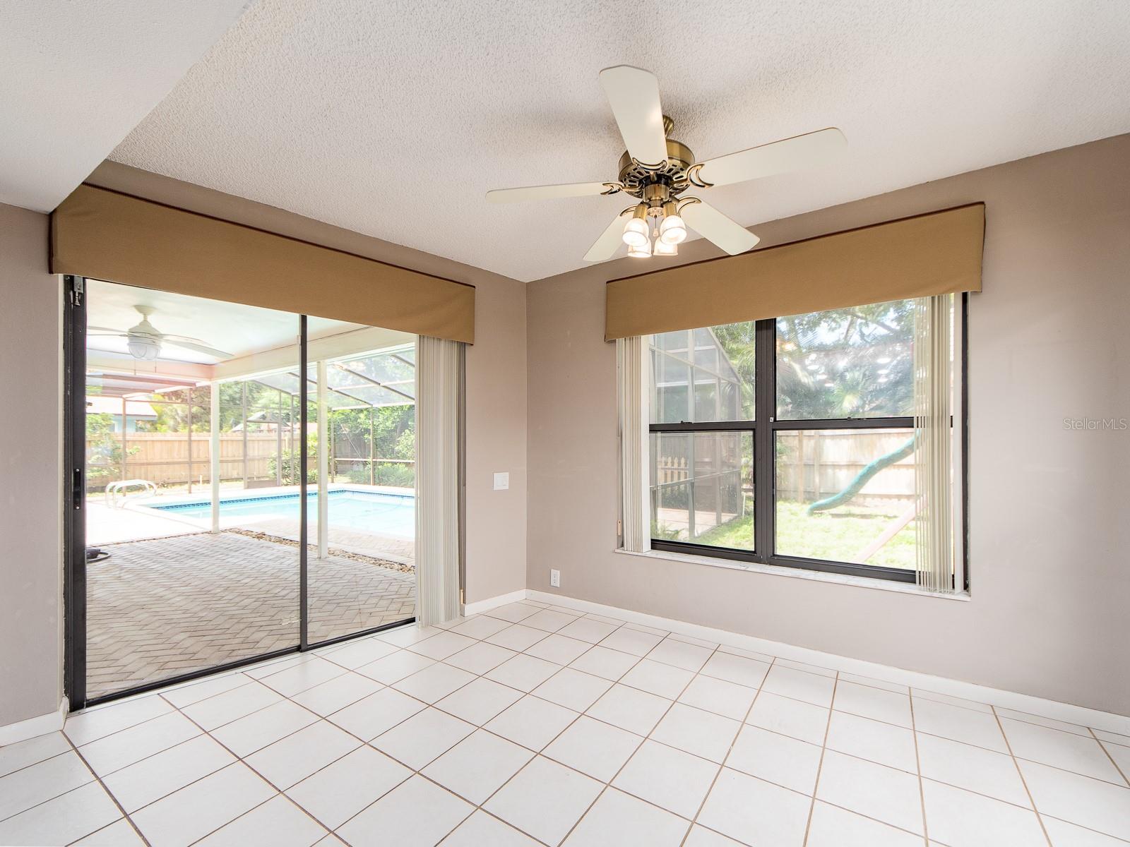 1612 Midnight Pass Way Property Photo 11
