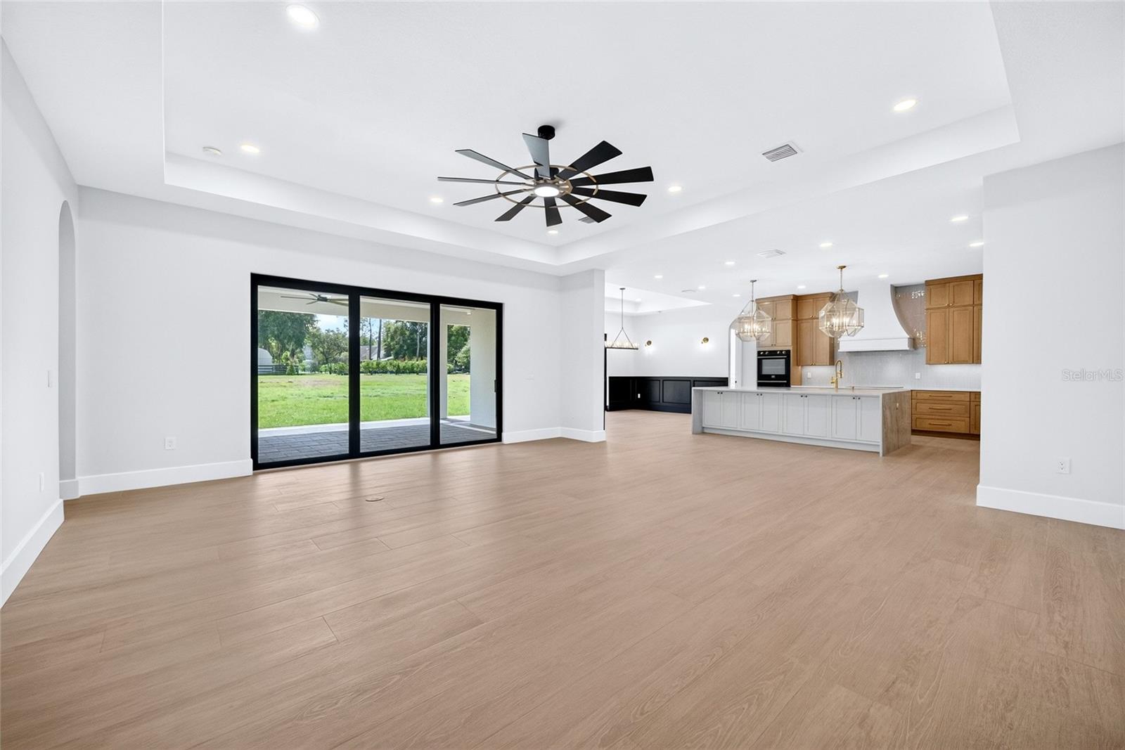 14800 Mim Pl Property Photo 26