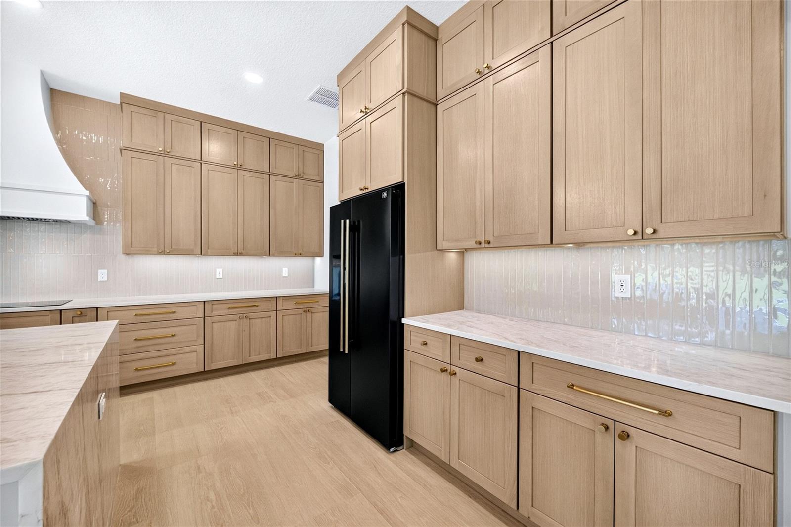 14800 Mim Pl Property Photo 30