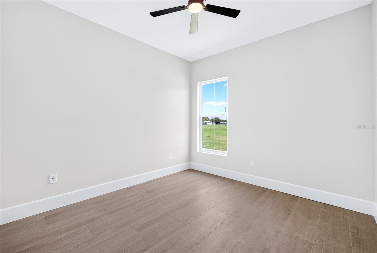 14800 Mim Pl Property Photo 66
