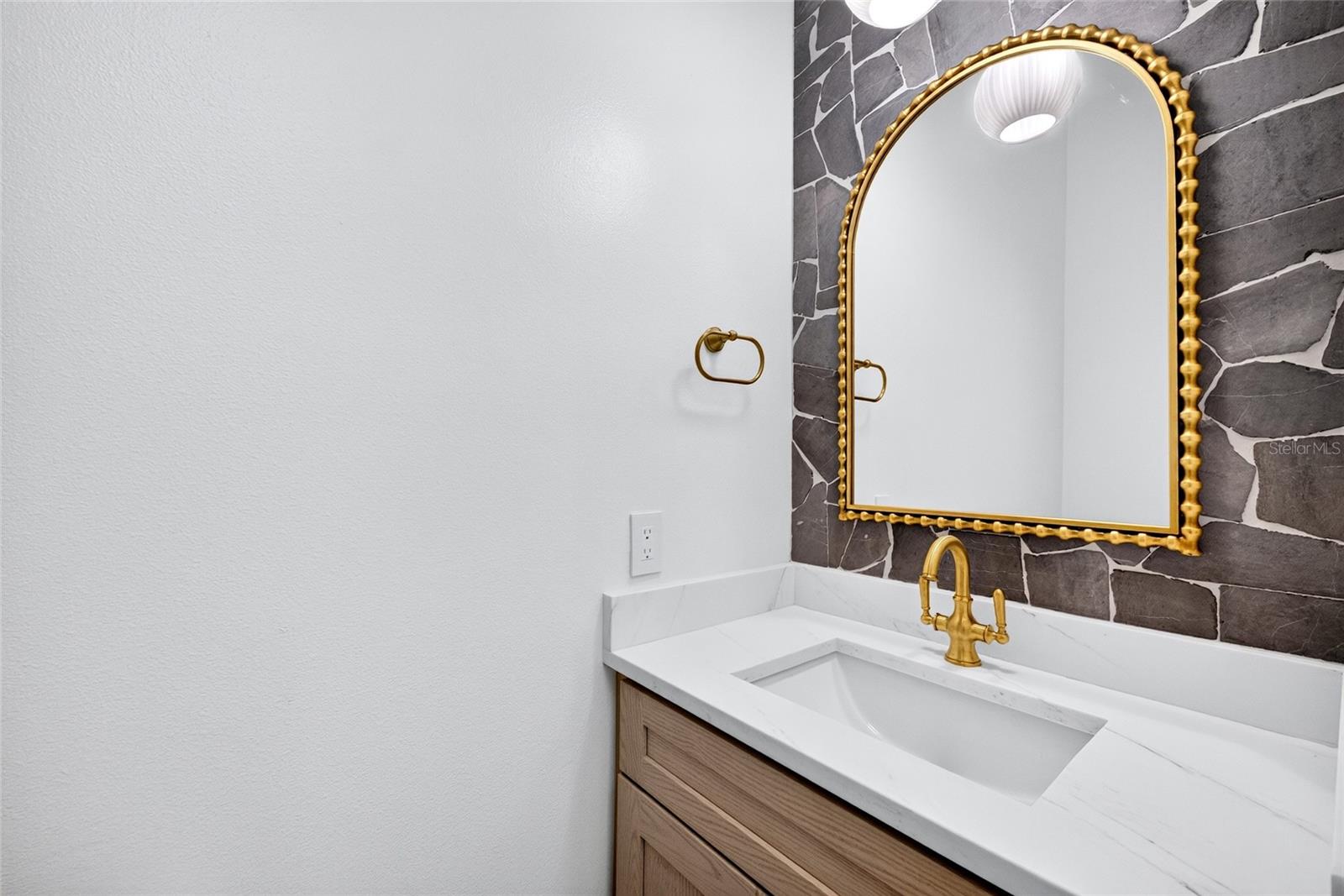 14800 Mim Pl Property Photo 76