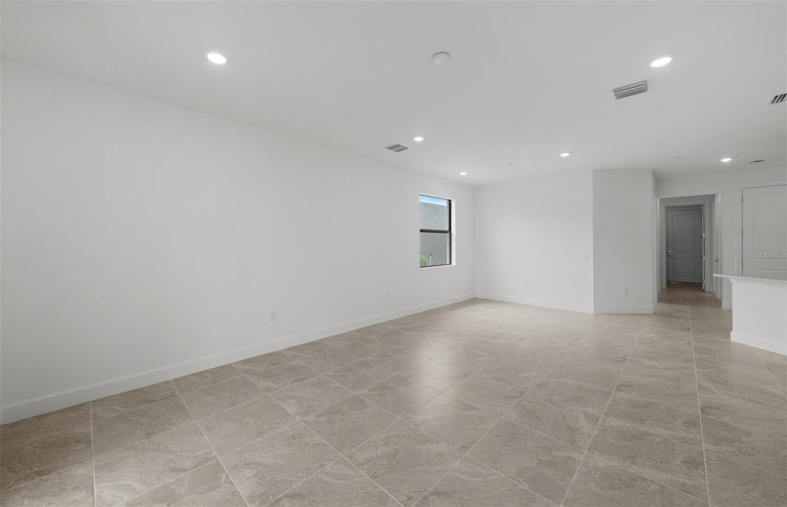 18604 Harbor Sands Pl Property Photo 10