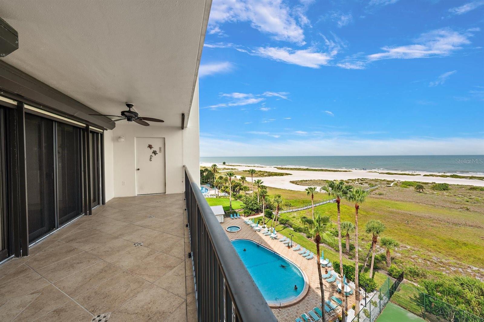 1250 Gulf Blvd #706 Property Photo 11