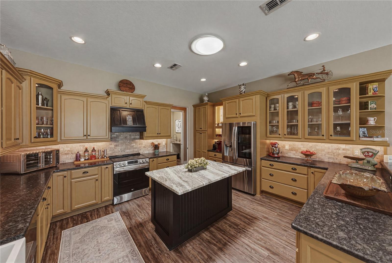 37405 Highridge Dr Property Photo 16