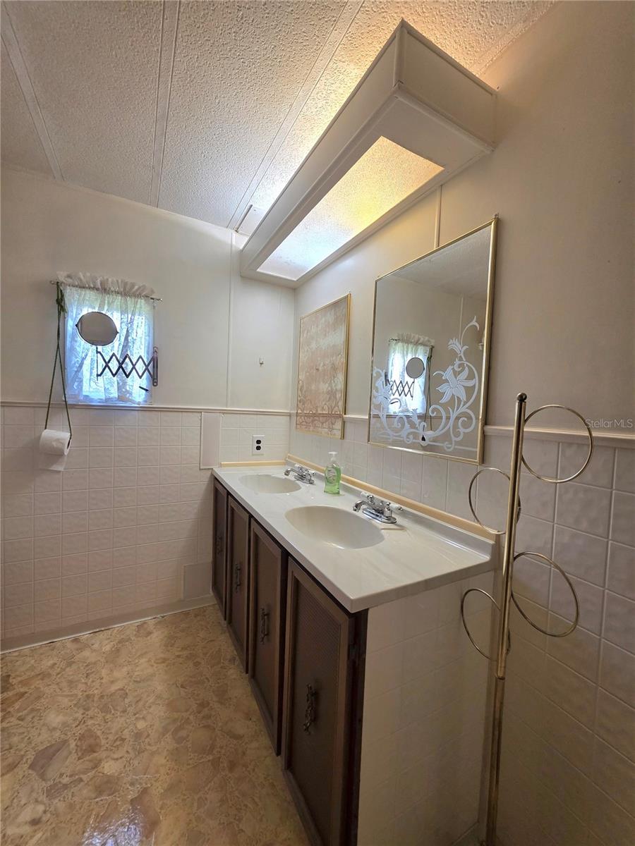 33600 Isabelle Dr Property Photo 24