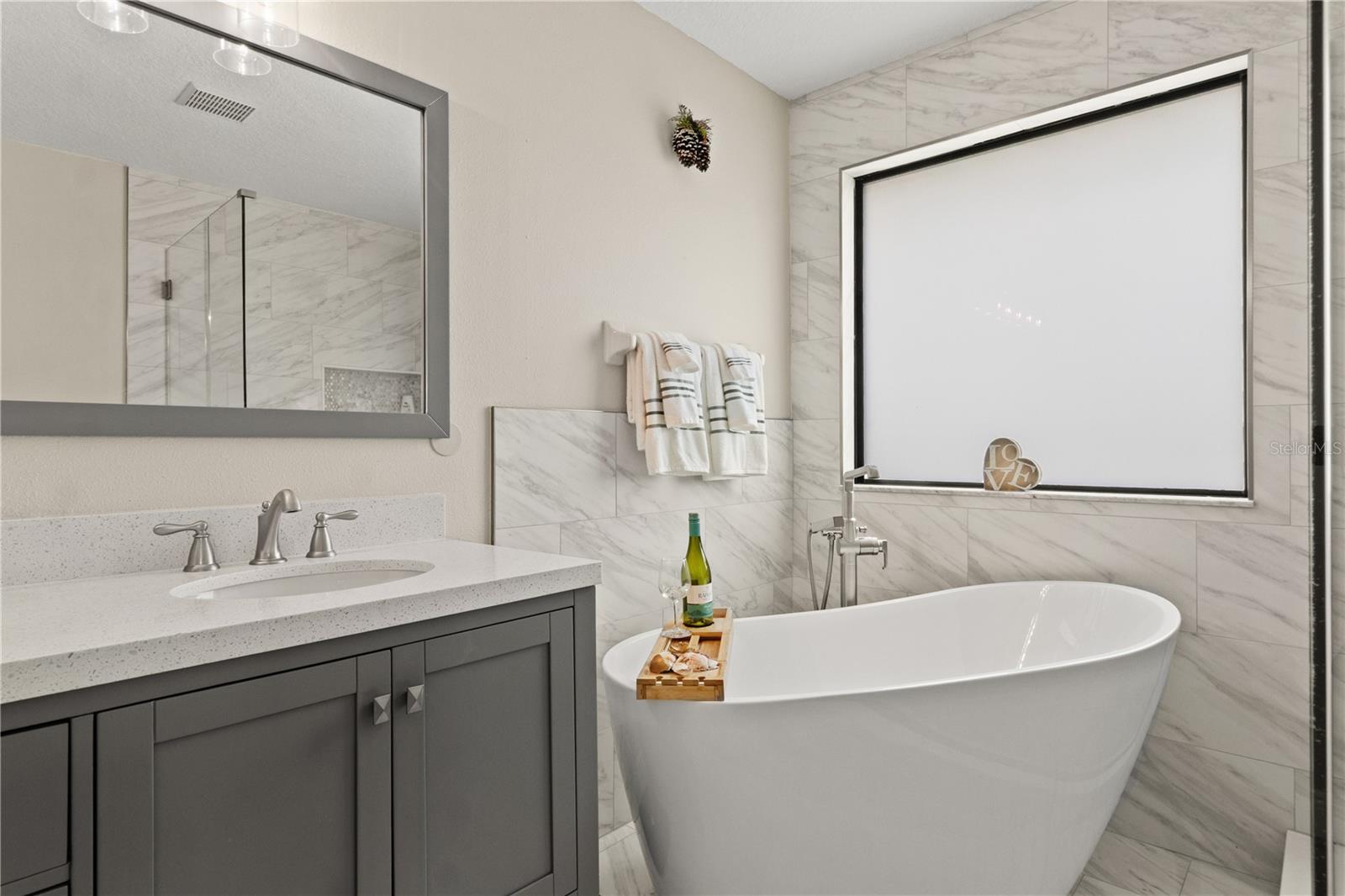 5824 Fish Crow Pl Property Photo 6