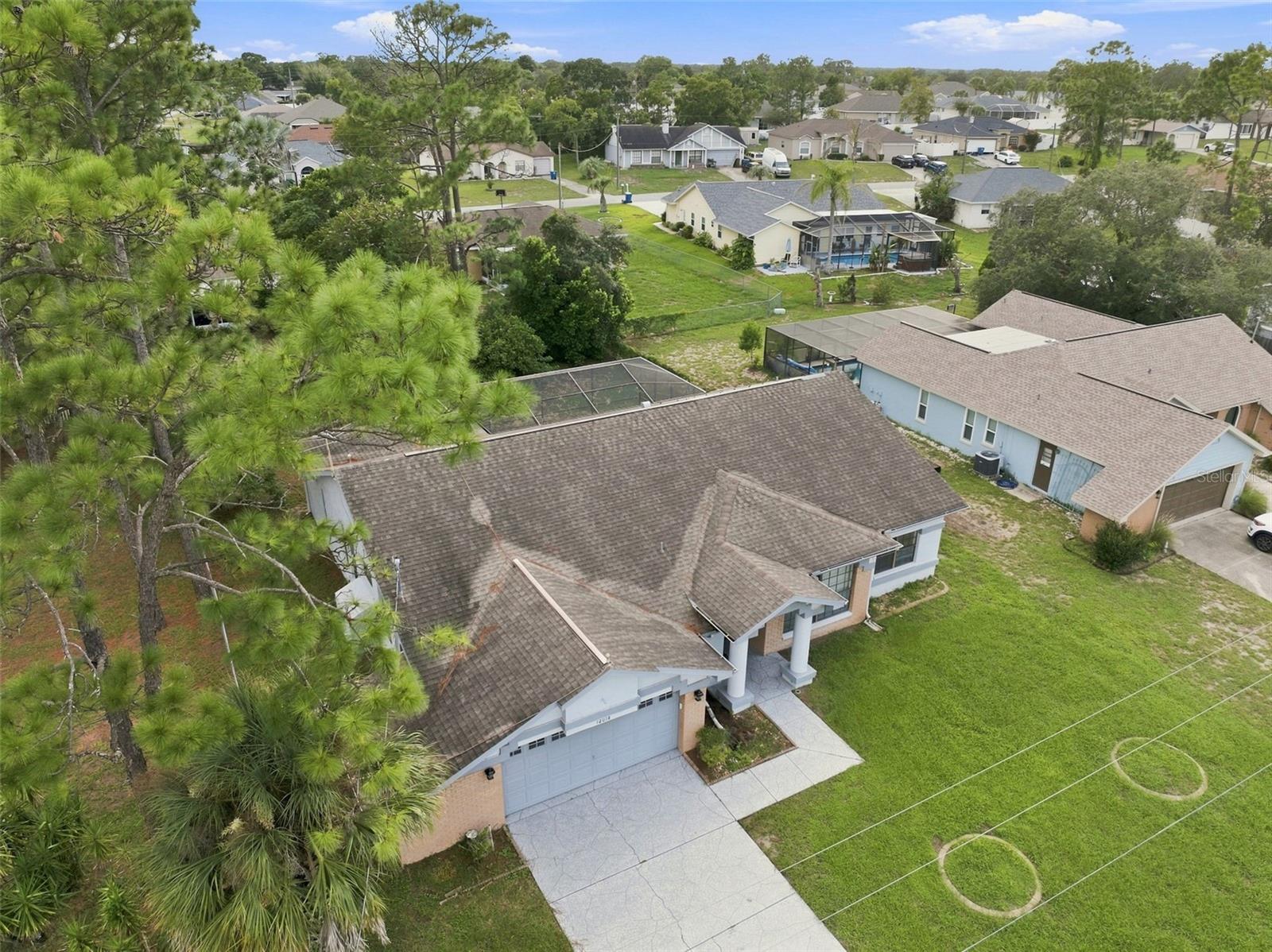 12018 Villa Rd Property Photo 4