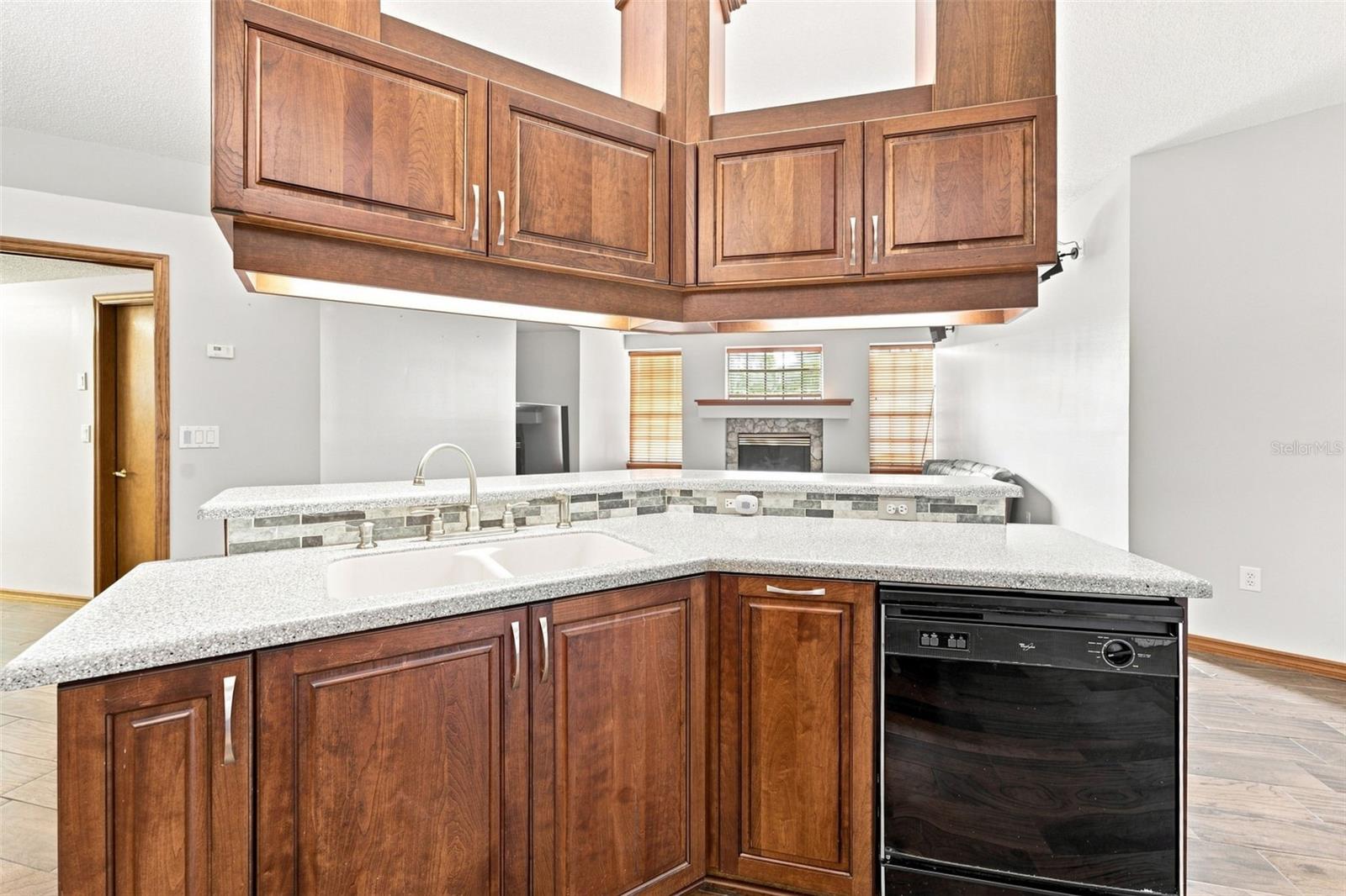 12018 Villa Rd Property Photo 19