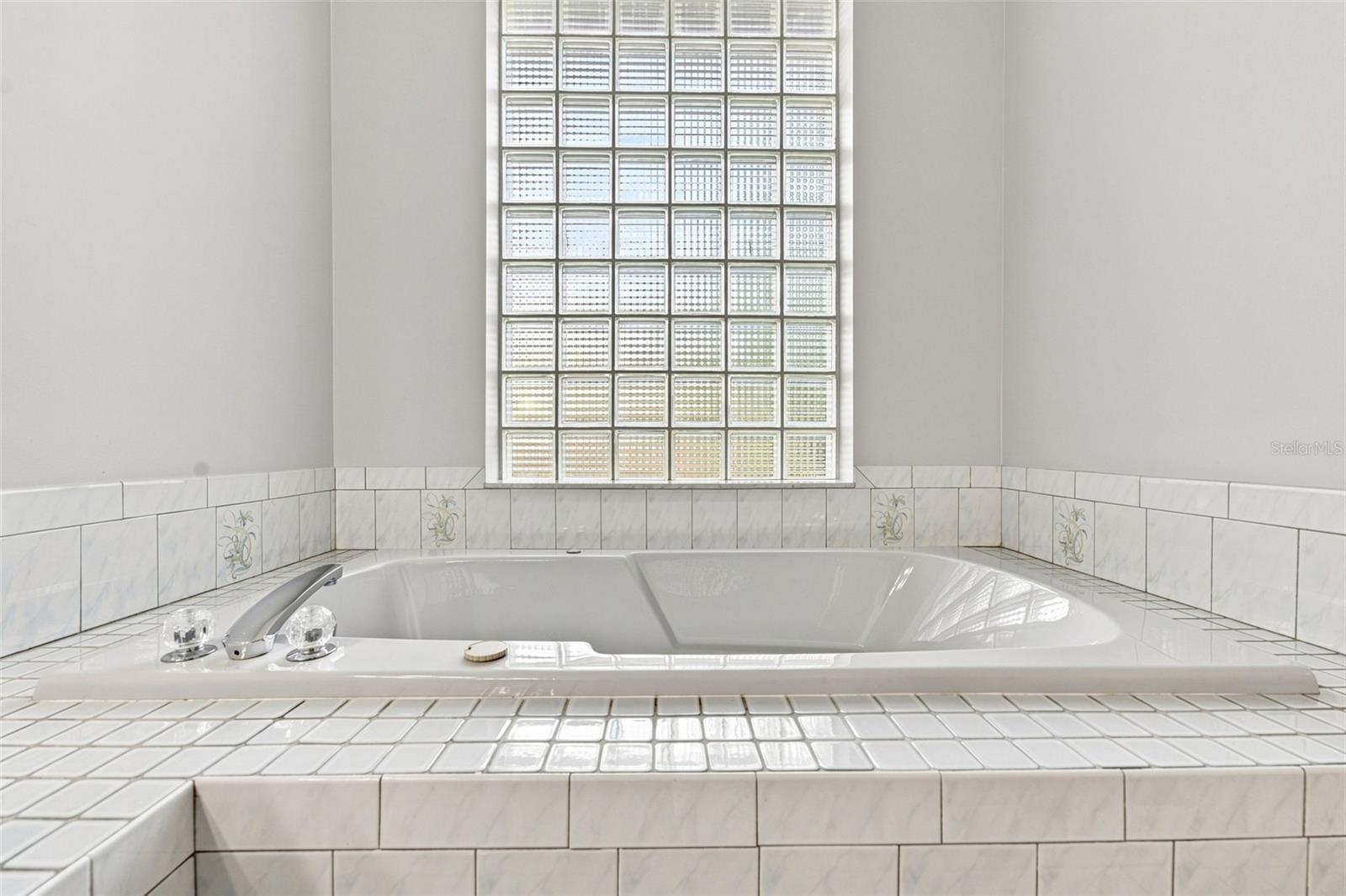 12018 Villa Rd Property Photo 31