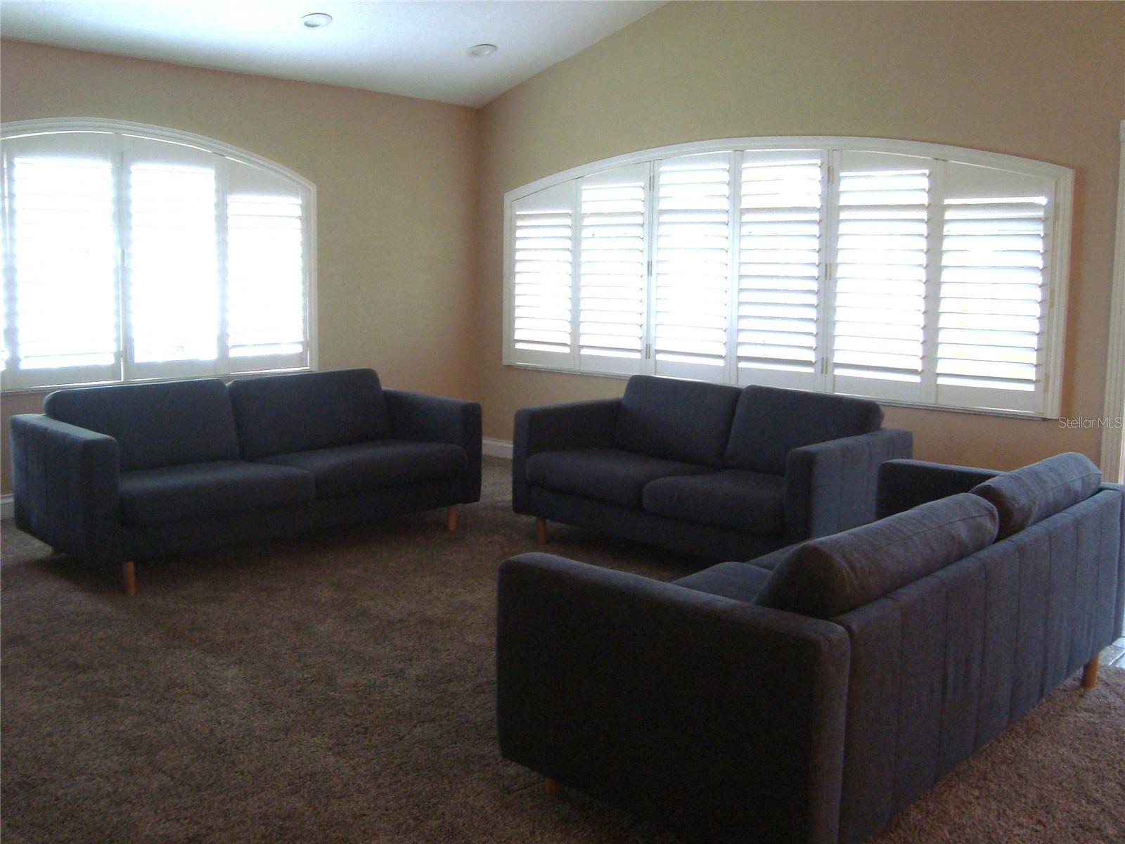 601 Palm Ave Property Photo 10