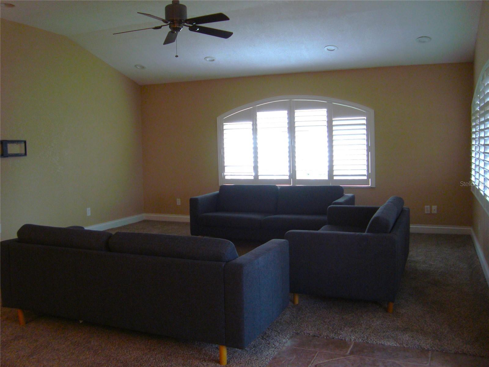 601 Palm Ave Property Photo 11
