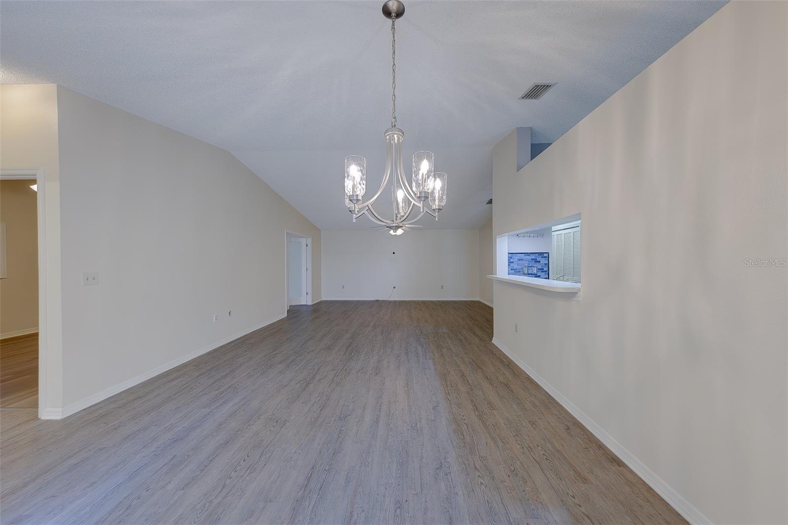 2022 Nash Dr Property Photo 7