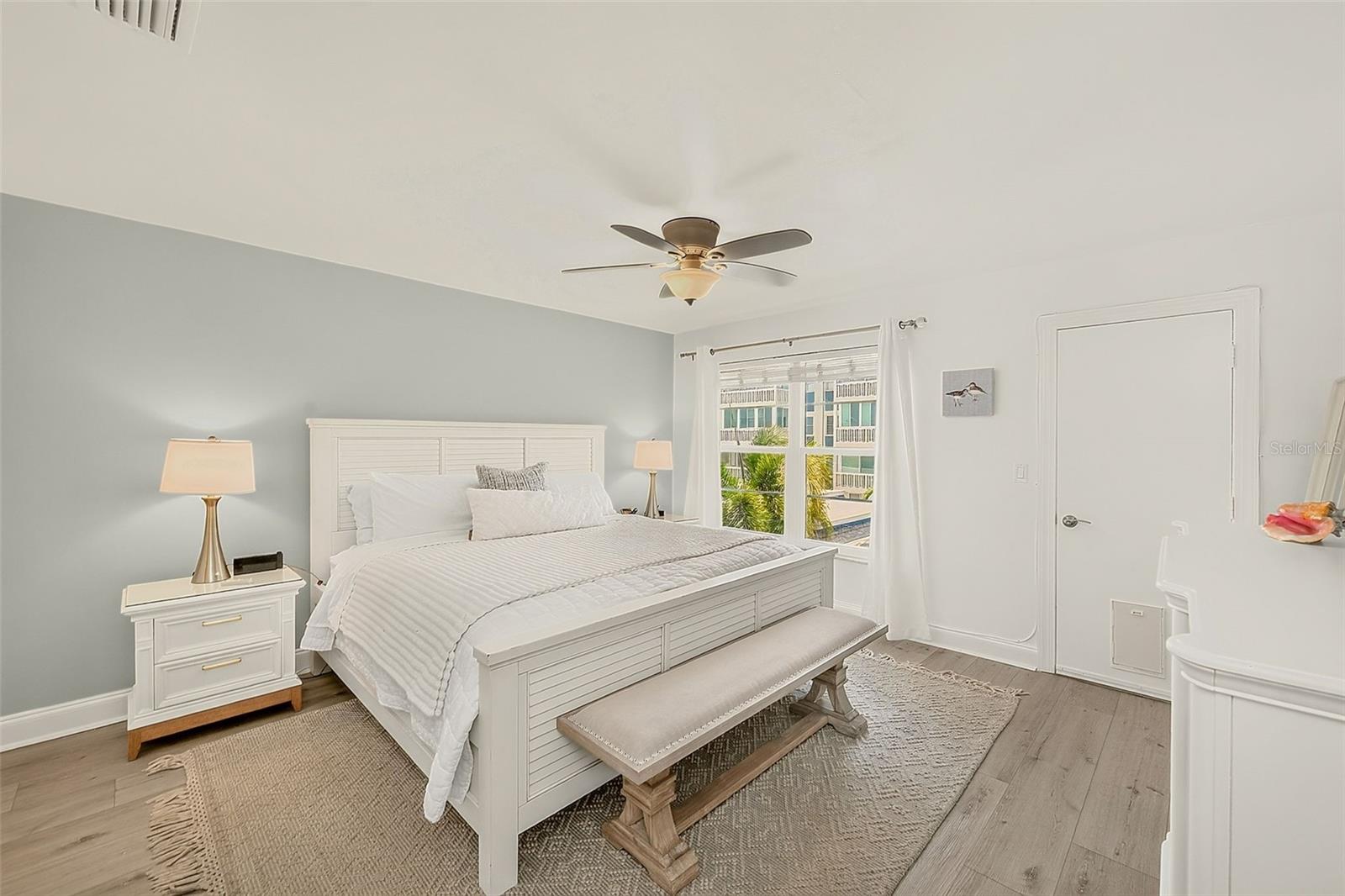 147 Bluff View Dr #304 Property Photo 11