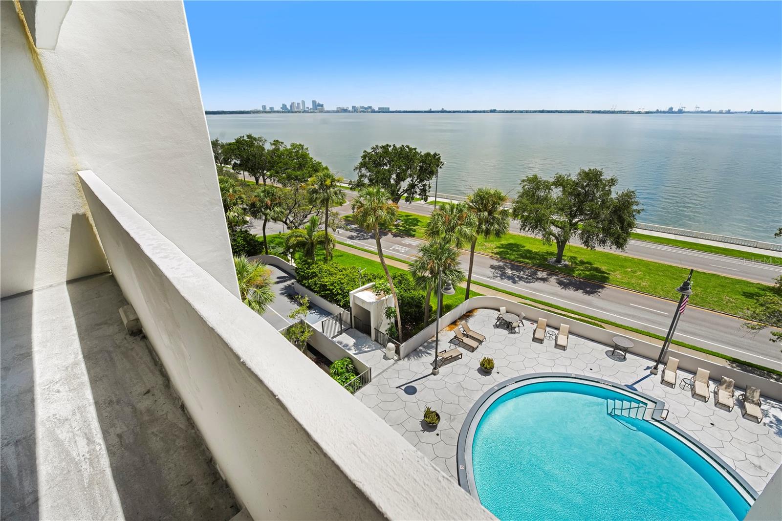 4141 Bayshore Blvd #602 Property Photo 2