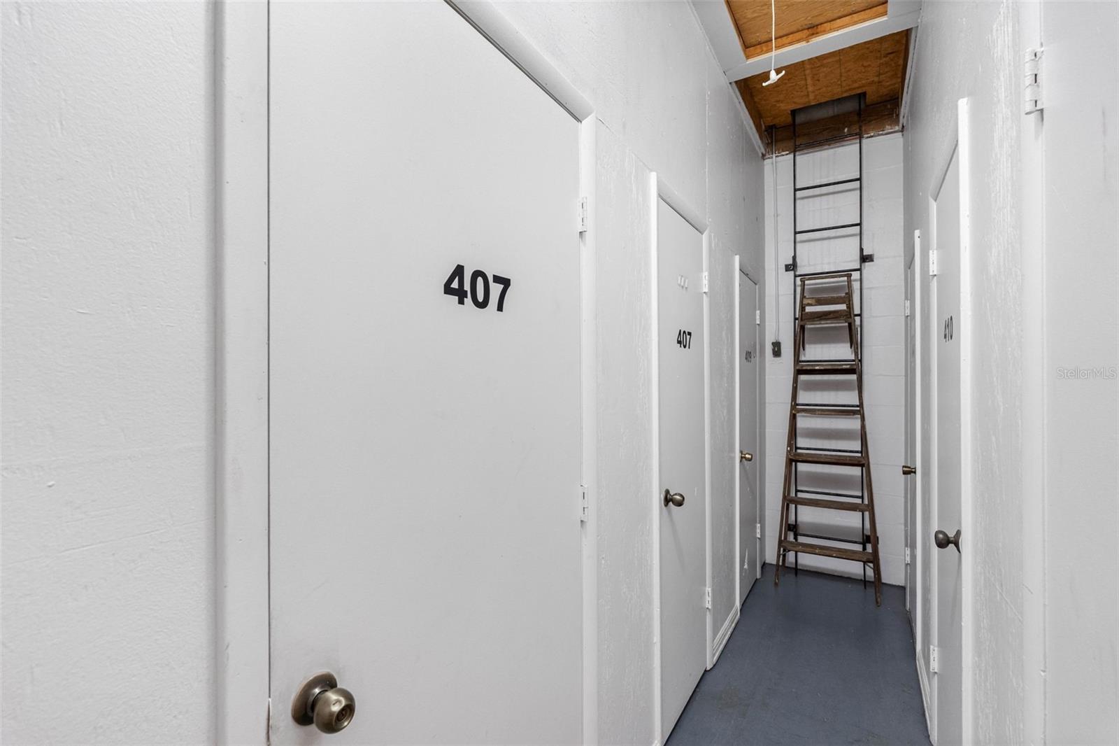 139 Bluff View Dr #407 Property Photo 29