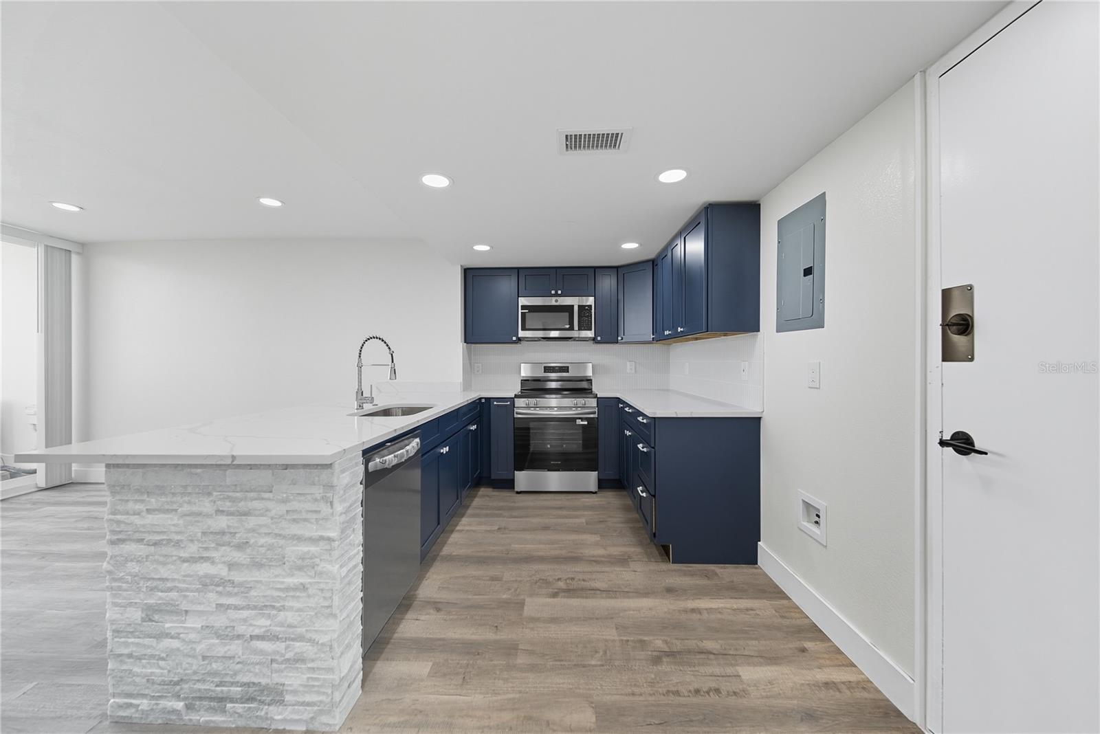 4015 Bayshore Blvd #7c Property Photo 19