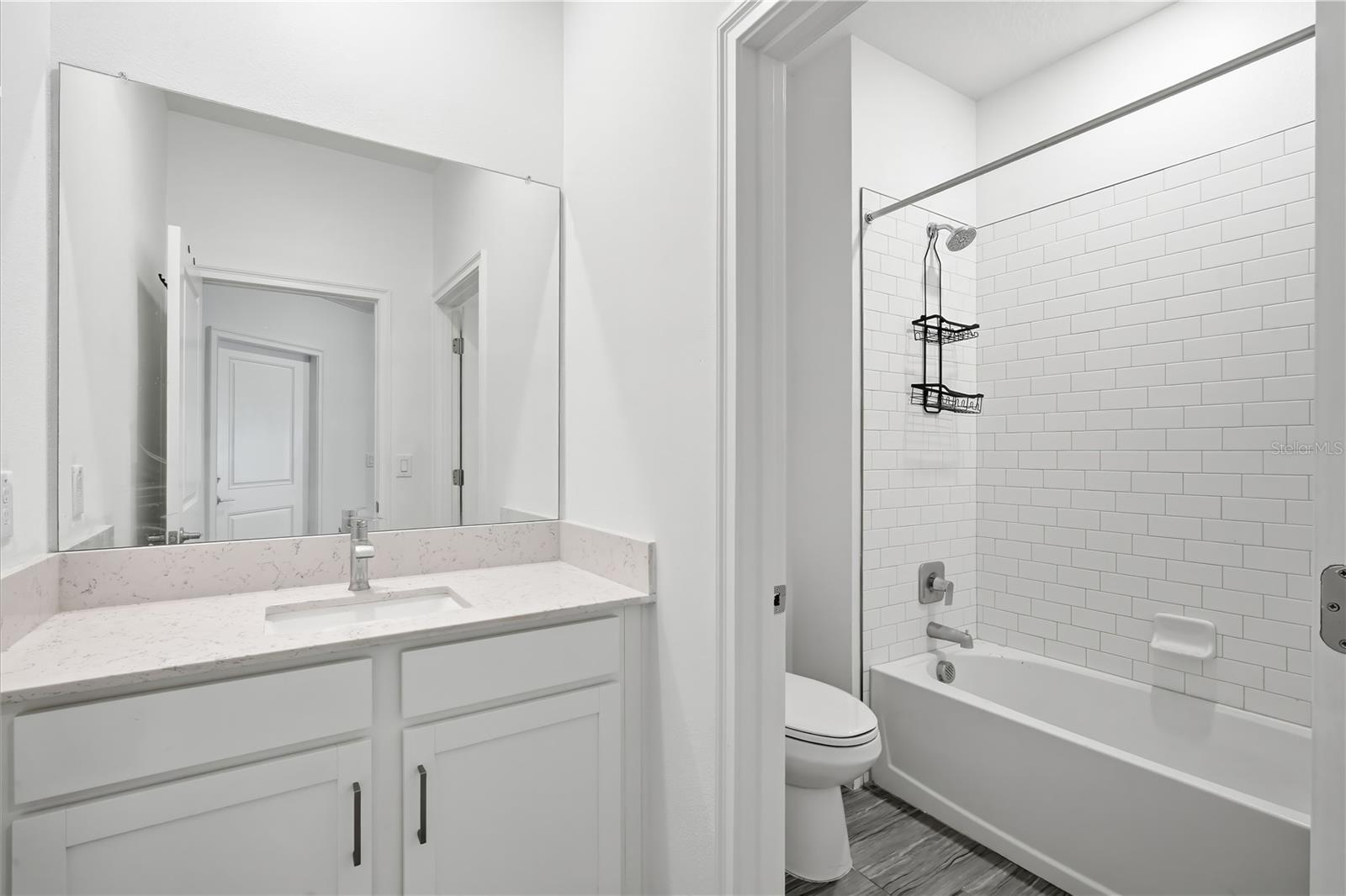 9967 Red Bay Loop Property Photo 6