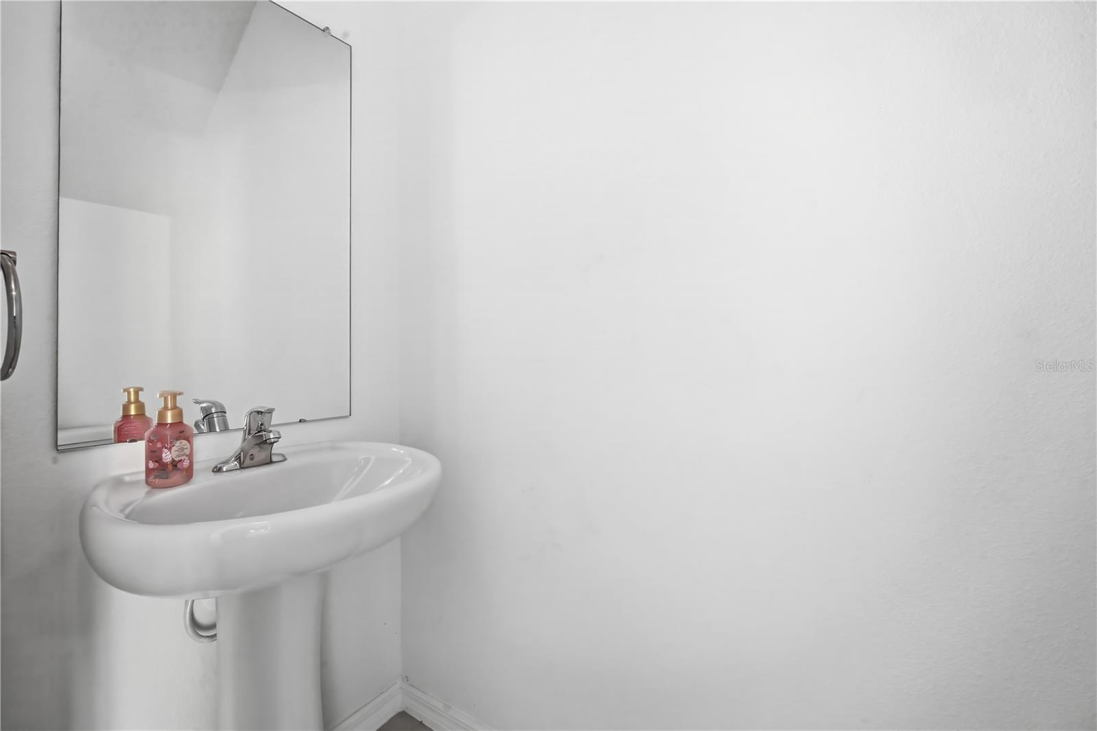 10956 Wishing Cloud Rd Property Photo 5