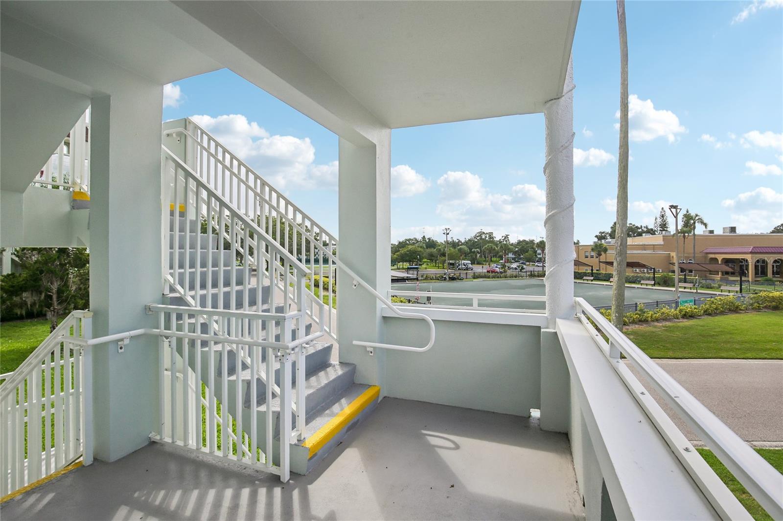 2380 World Parkway Blvd #40 Property Photo 4