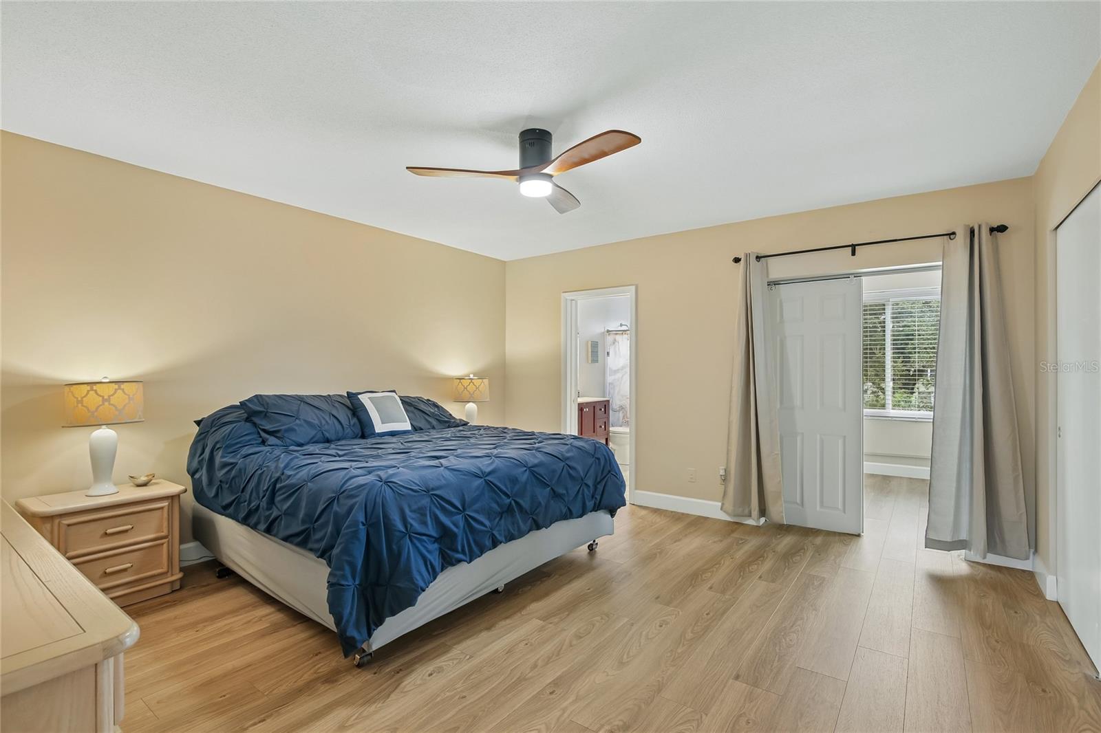 2380 World Parkway Blvd #40 Property Photo 25