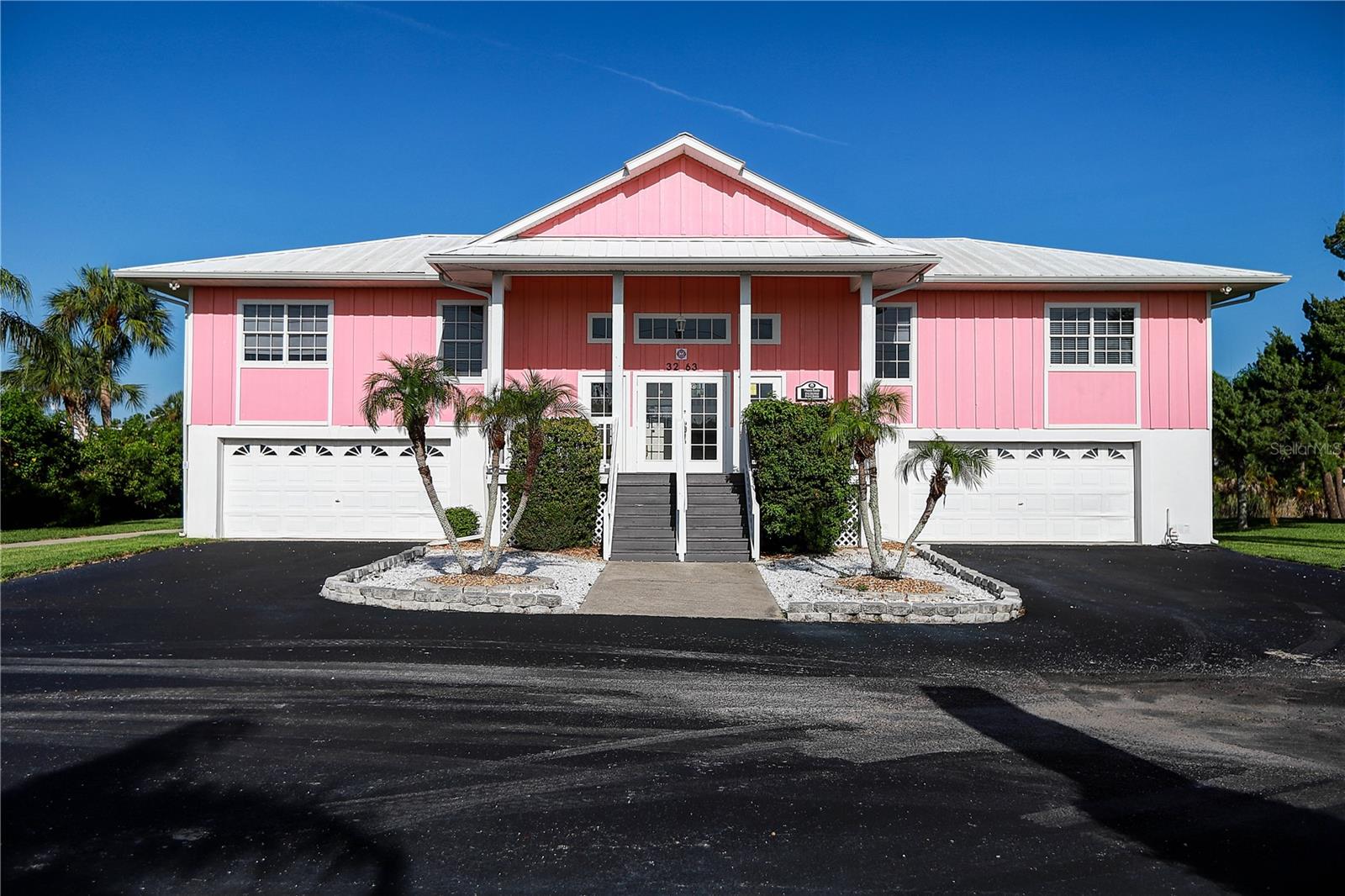 3263 SHOAL LINE BLVD Property Photo 1