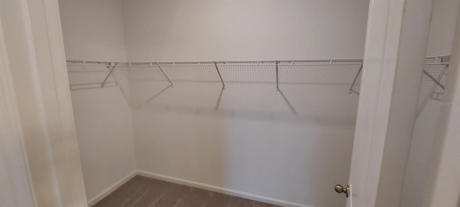 812 Kings Pine Ct Property Photo 16