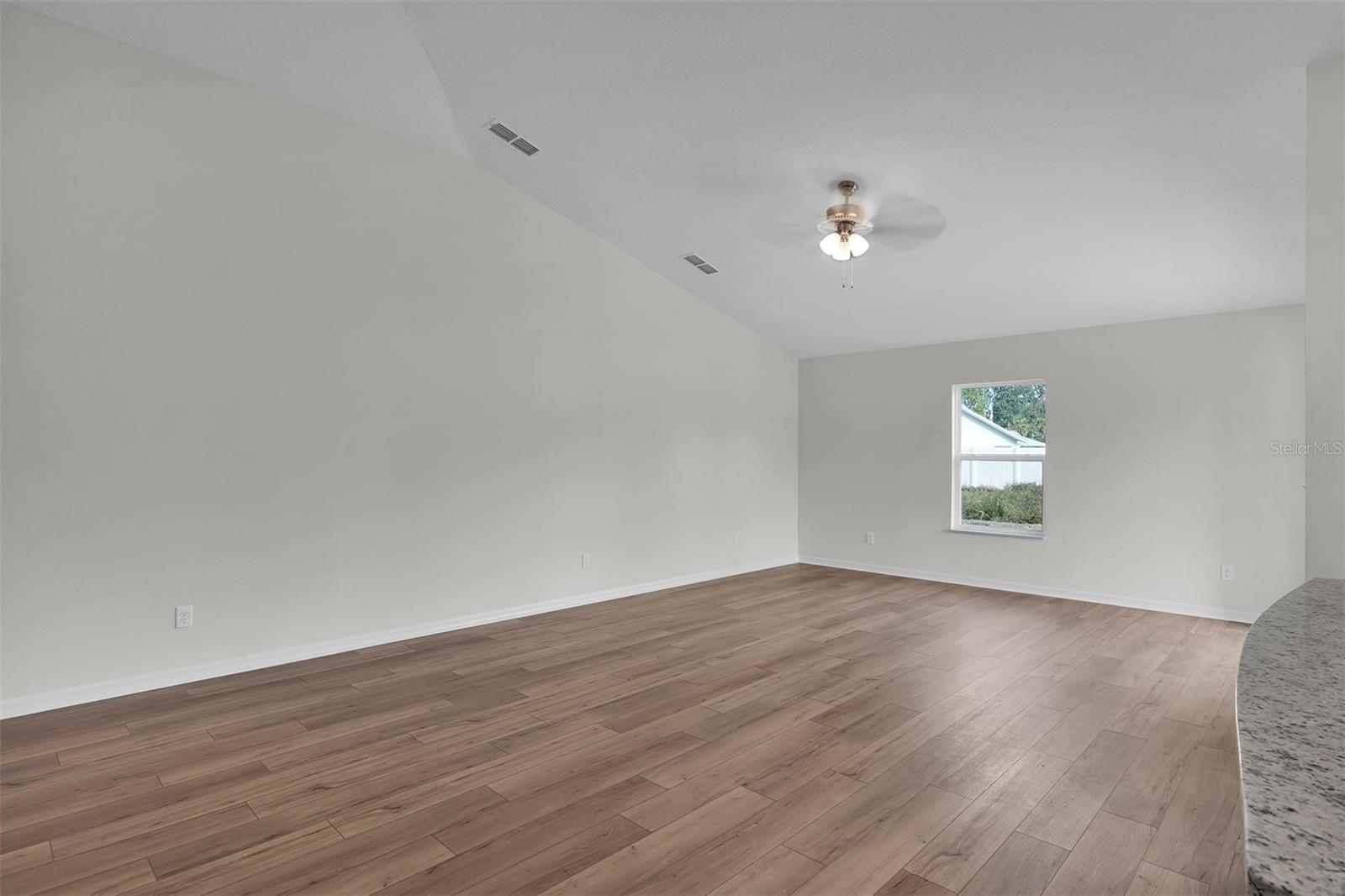 19 Pineapple Dr Property Photo 10