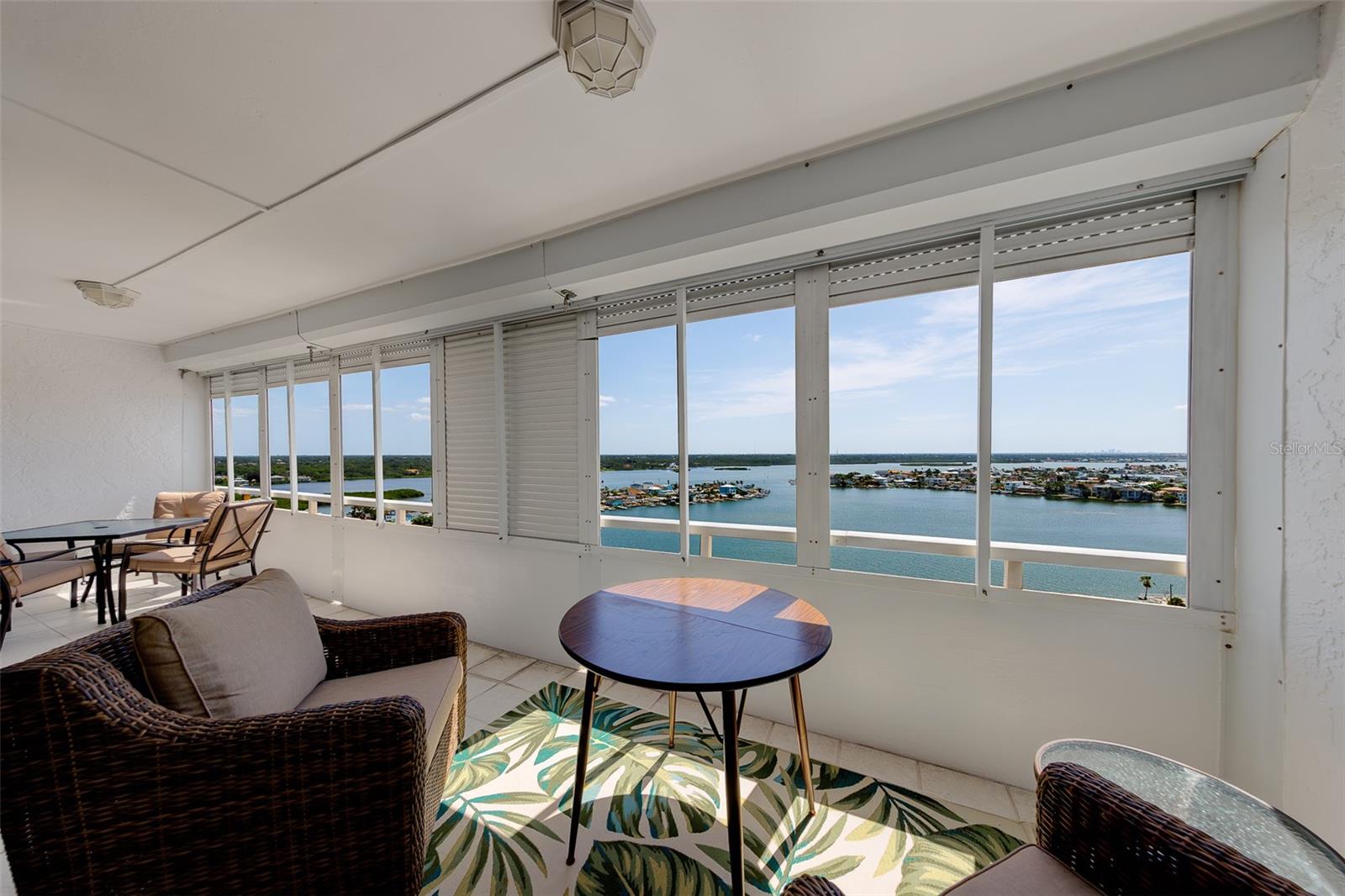 17920 Gulf Blvd #1808 Property Photo 22
