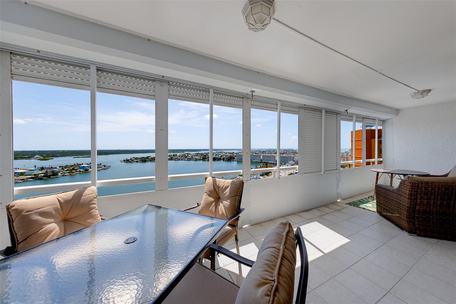 17920 Gulf Blvd #1808 Property Photo 27
