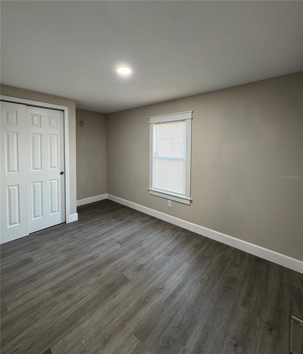 1119 N Parsons Ave Property Photo 12