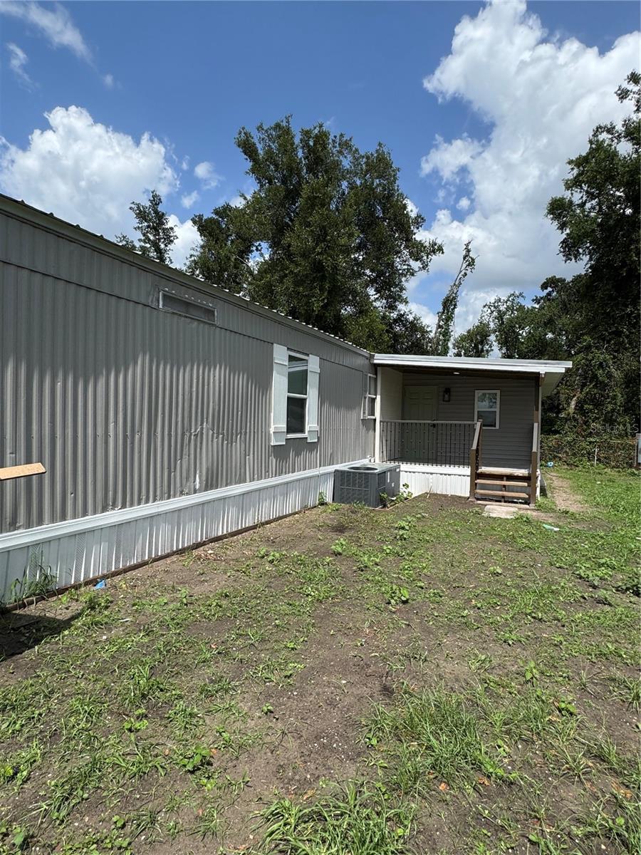 1119 N Parsons Ave Property Photo 18
