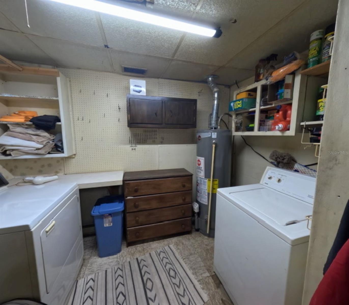 10209 Lola St Property Photo 21