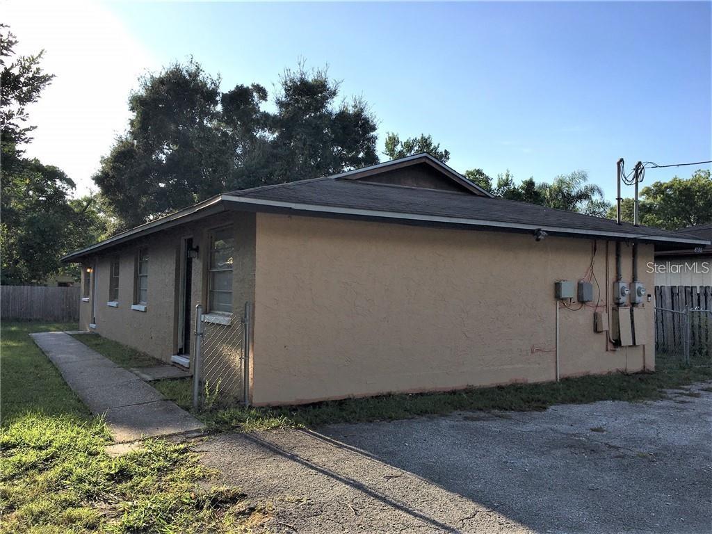 8306 N 17th St Property Photo 1