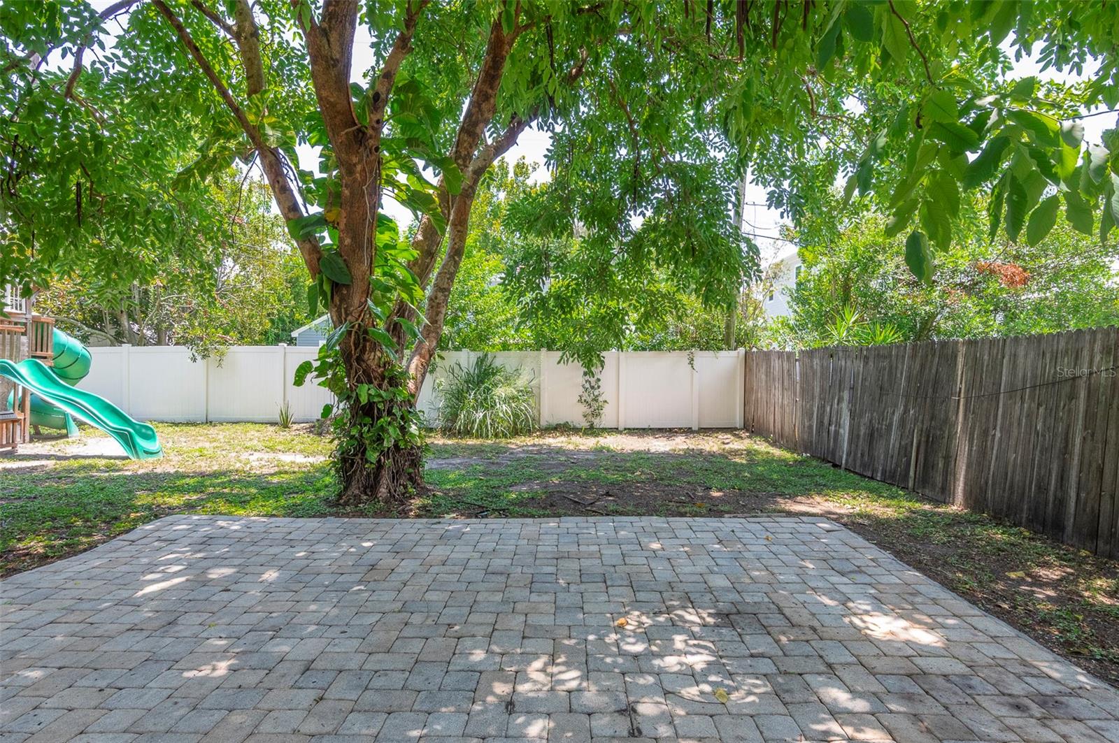 1744 26th Ave N Property Photo 15
