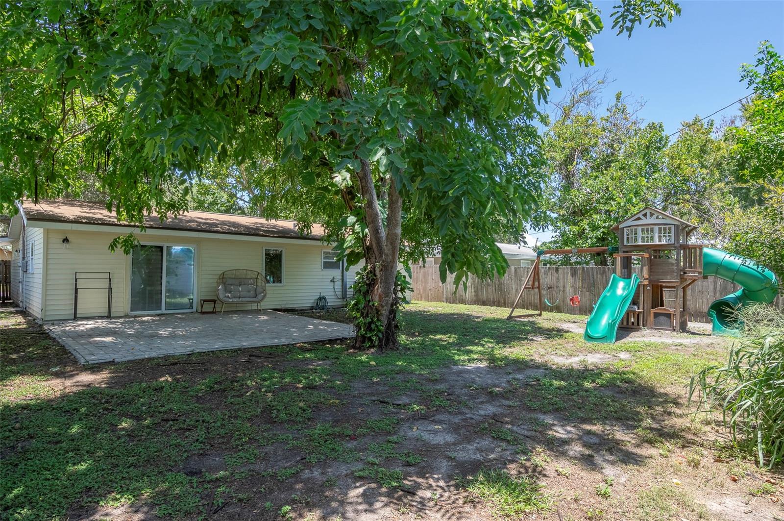 1744 26th Ave N Property Photo 21