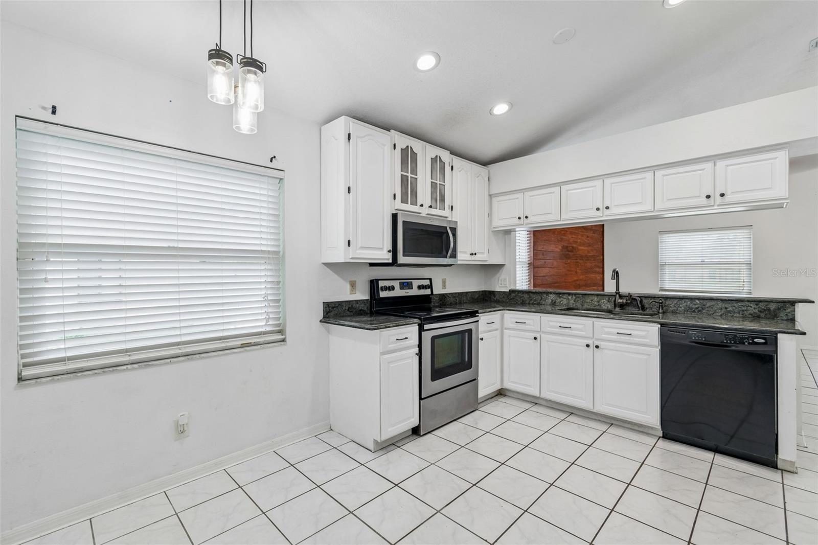 4133 Barret Ave Property Photo 7