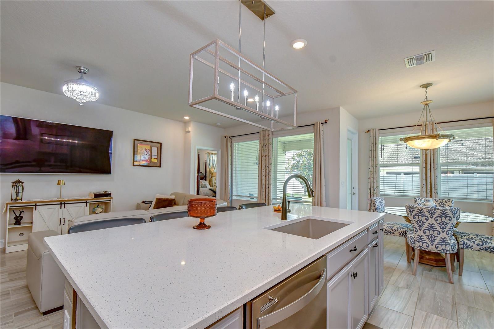 15371 Caravan Ave Property Photo 16