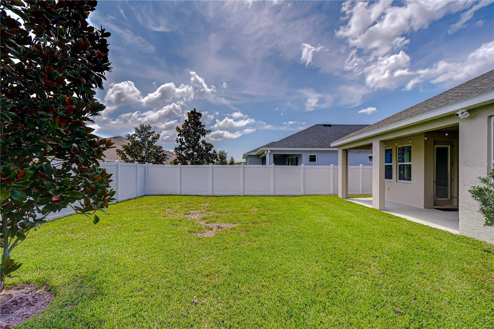 15371 Caravan Ave Property Photo 40